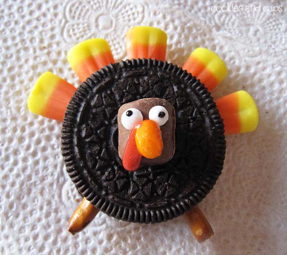 Thanksgiving Oreo Turkeys