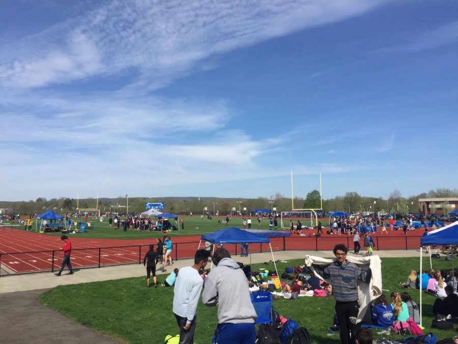Girls Outdoor Track Places Third in Marty Roberts Invitational, Eighth in Shorelines