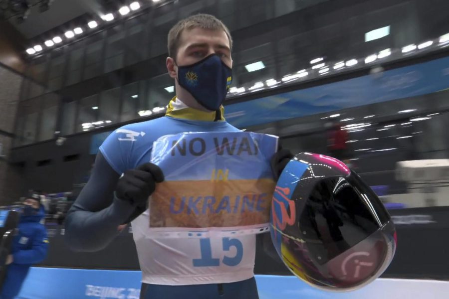 Ukrainan+skeleton+athlete+Vladyslav+Heraskevych+showed+a+sign+against+war+after+a+run+during+the+2022+Winter+Olympics+